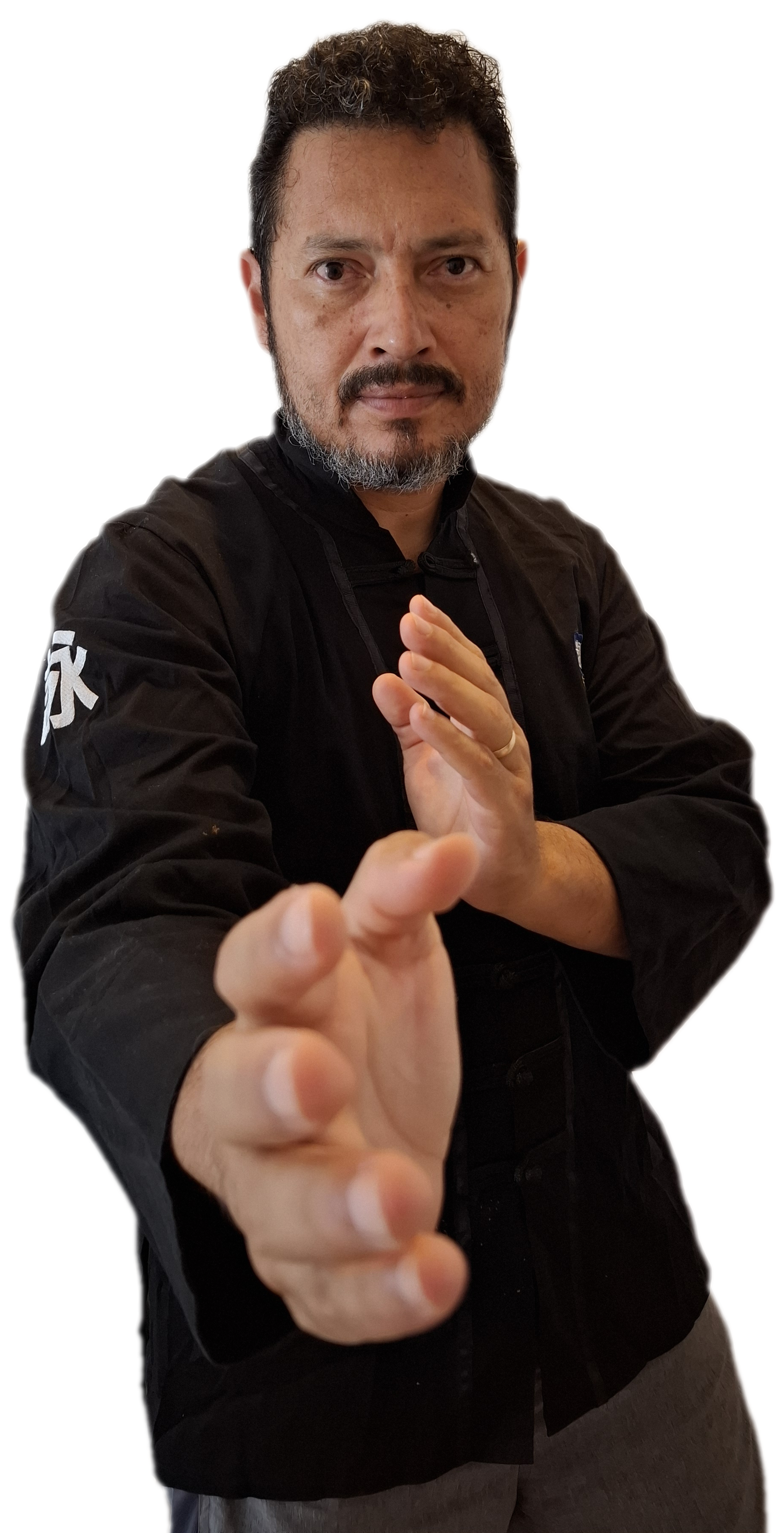 Sifu Bento - Mestre de Wing Chun demonstrando posição clássica